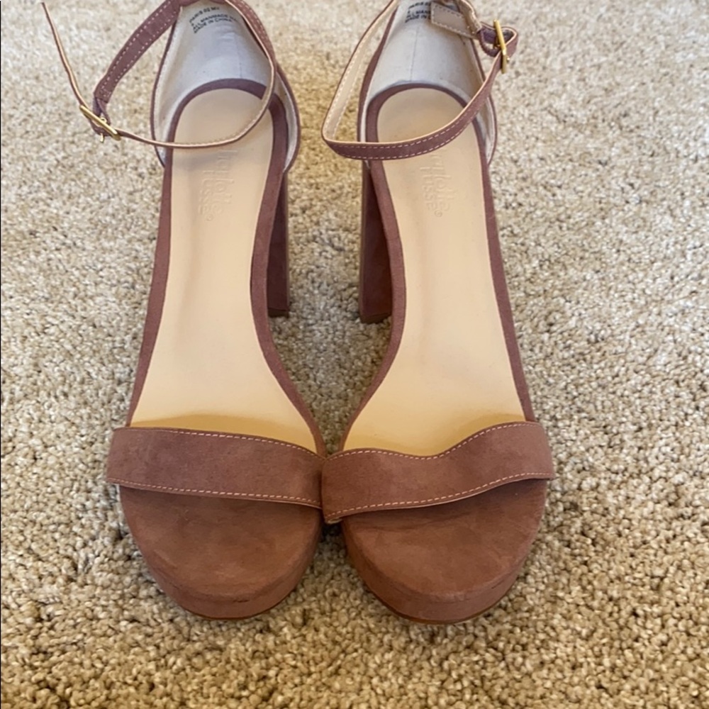 Pink heels